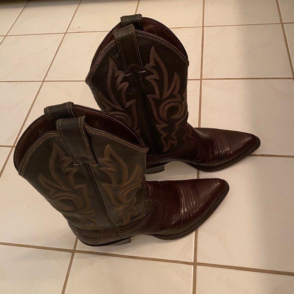 Justins Cowboy Boots